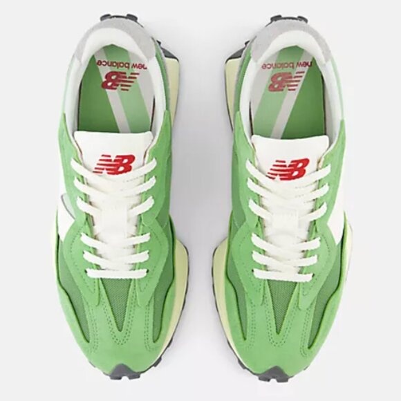 New Balance 327 WOMEN'S ~various sizes~ Sneakers Shoes Kiwi Avocado NEW - Picture 6 of 10